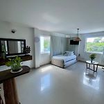 Apartamento 201 frente a hotel Las américas