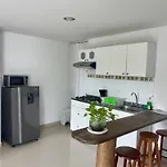 Apartamento 201 frente a hotel Las américas