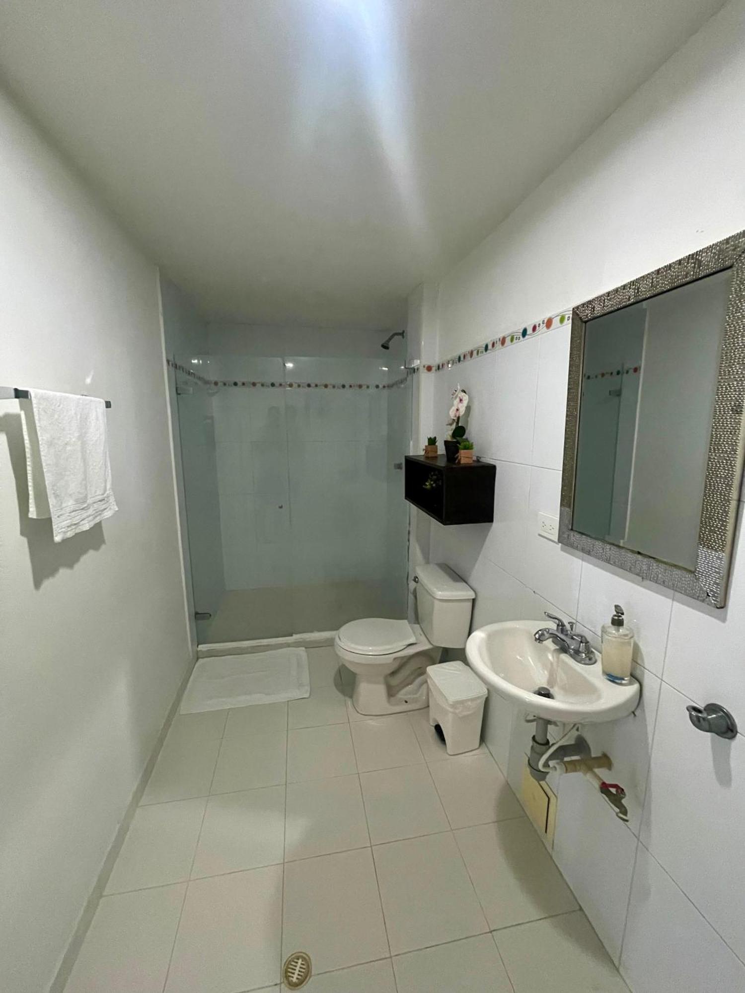 201 Frente A Américas *